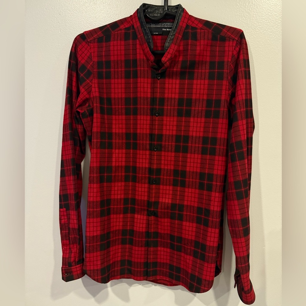 The Kooples Men’s Flannel Plaid Red/Black Fitted Shirt w/ Leather Collar XS